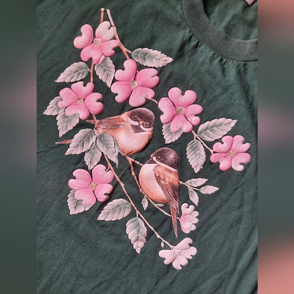 Vintage puffy paint tshirt
